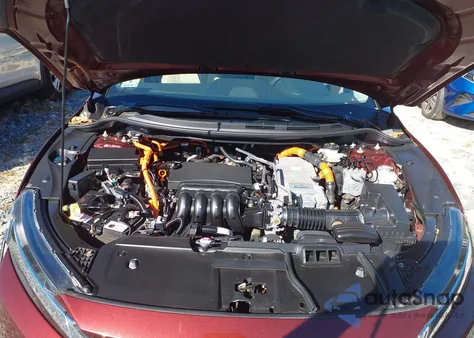 2018 Honda Clarity Plug-In Hybrid z USA, uszkodzony, nr VIN JHMZC5F10JC011512